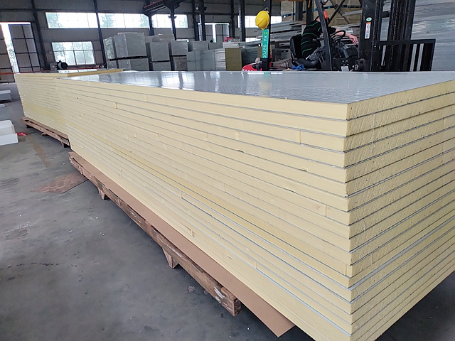 新人装修洁净车间应该如何选择净化板？